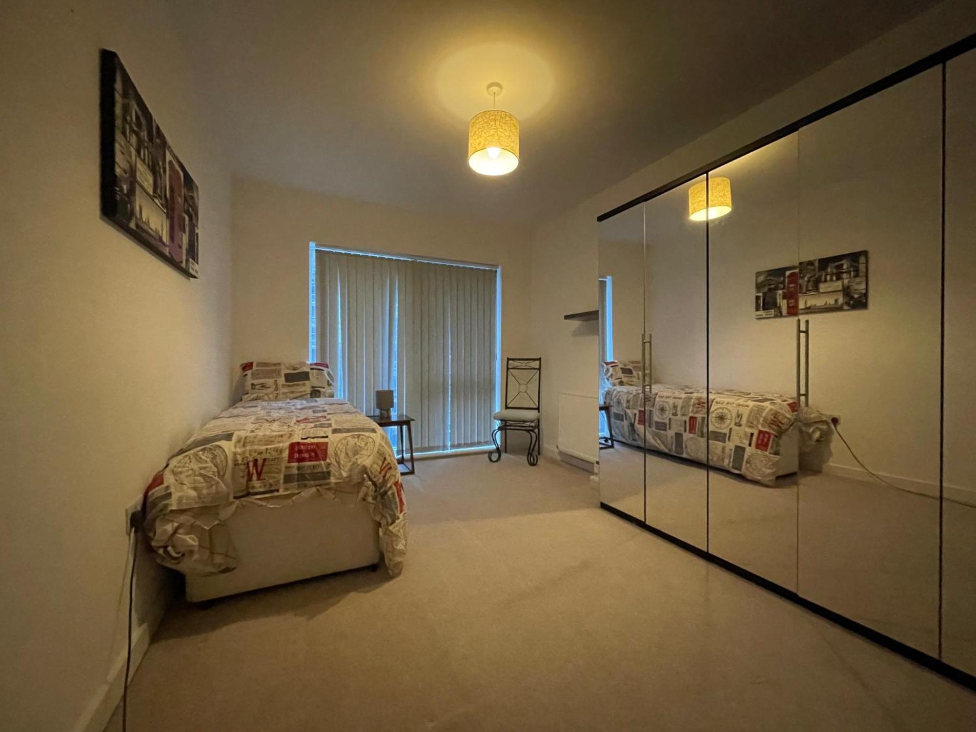 London'S Calling Too Apartment ภายนอก รูปภาพ