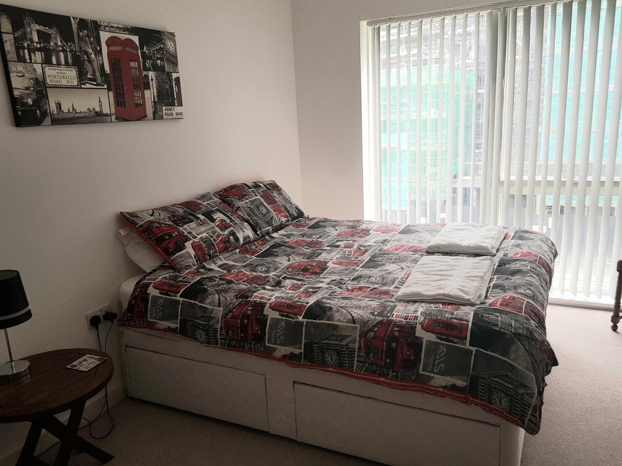 London'S Calling Too Apartment ภายนอก รูปภาพ